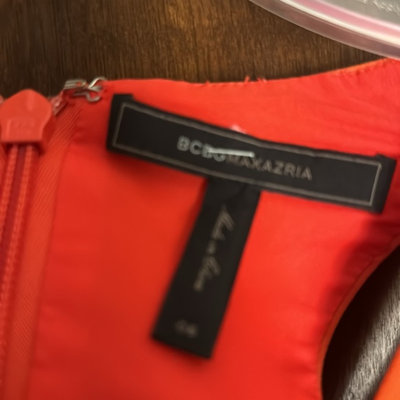 BCBG MAX AZRIA DRESS - Picture 5 of 6